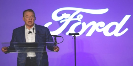 Ford Chairman Urges End to 32-Day Strike, Warns of Wider Impact